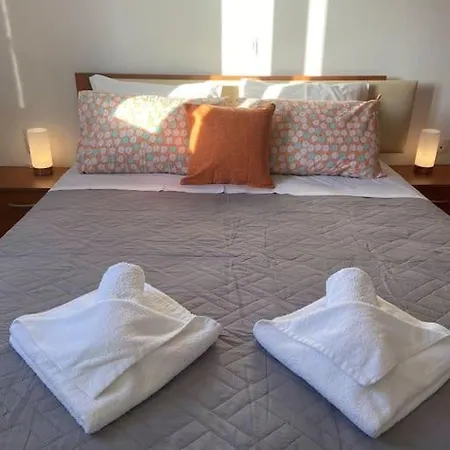 Kritamo Apartment Perissa (Santorini)
